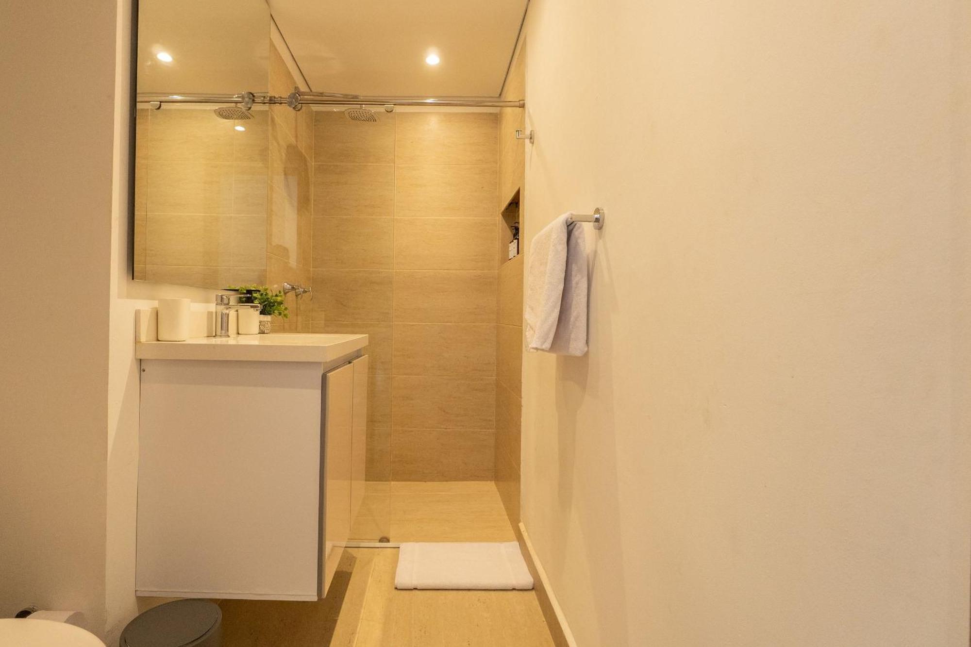 Suite Vista Al Mar Con Hamaca Y 2 Camas Queen P 12 *