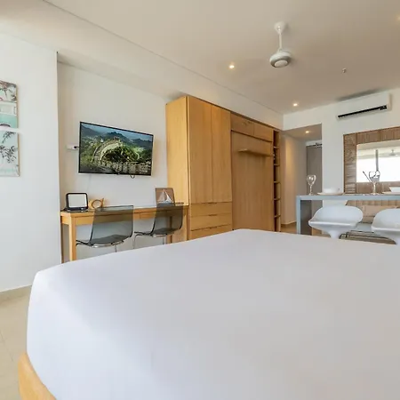 Suite vista al mar con hamaca y 2 camas queen p 12 Apartamento Cartagena
