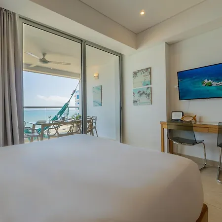 Suite vista al mar con hamaca y 2 camas queen p 12 Apartamento
